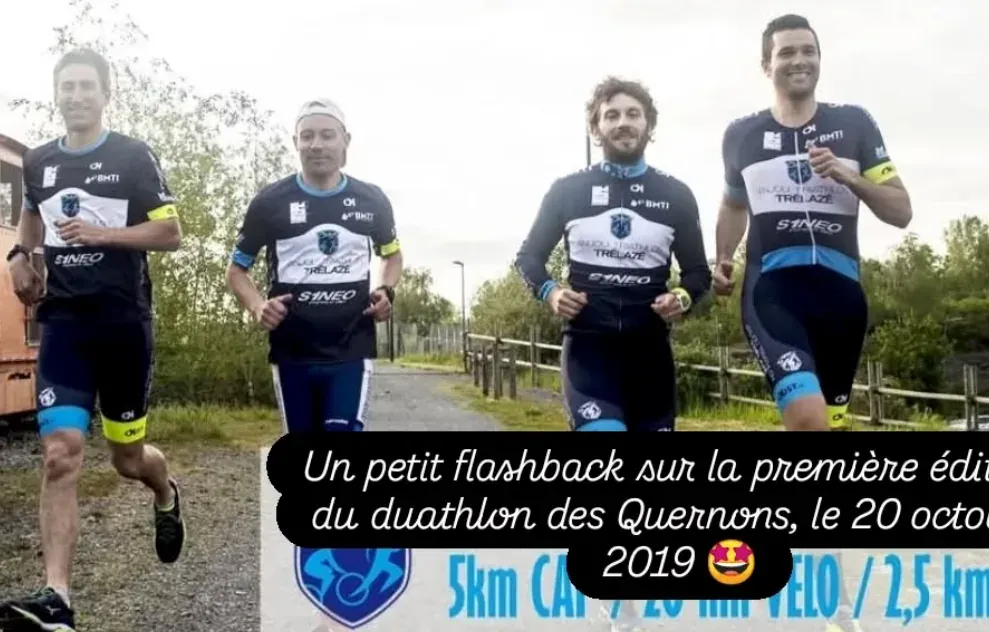 Quatre coureurs du club en tenue Anjou Triathlon Trélazé sur un chemin